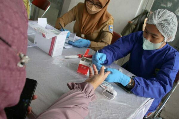 166968557417-galow-layanan-kesehatan-online-hiv-aids-kecamatan-mandalajati